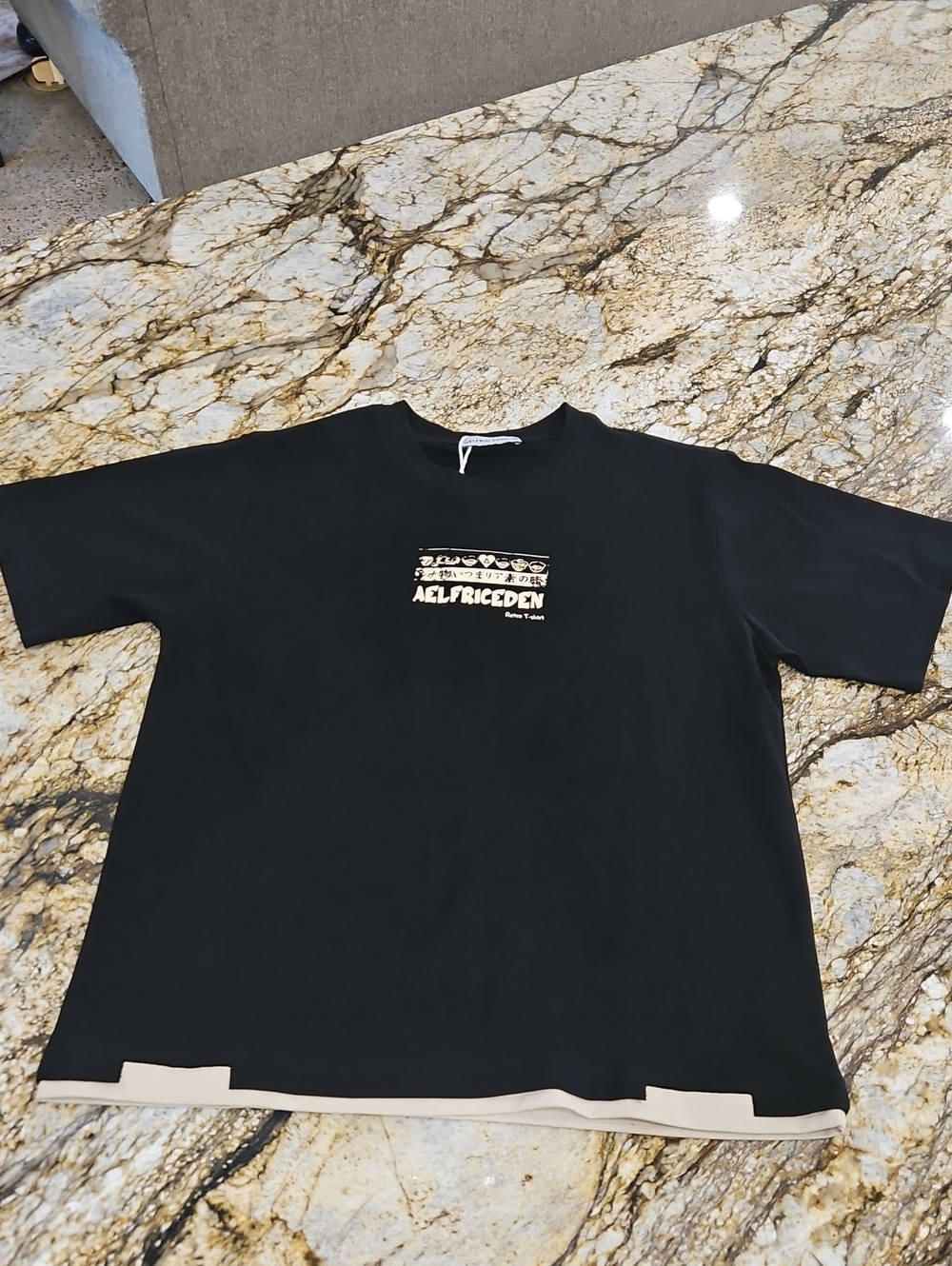 Aelfric Eden Men's Black Crewneck Tee with Beige Accent. Size M